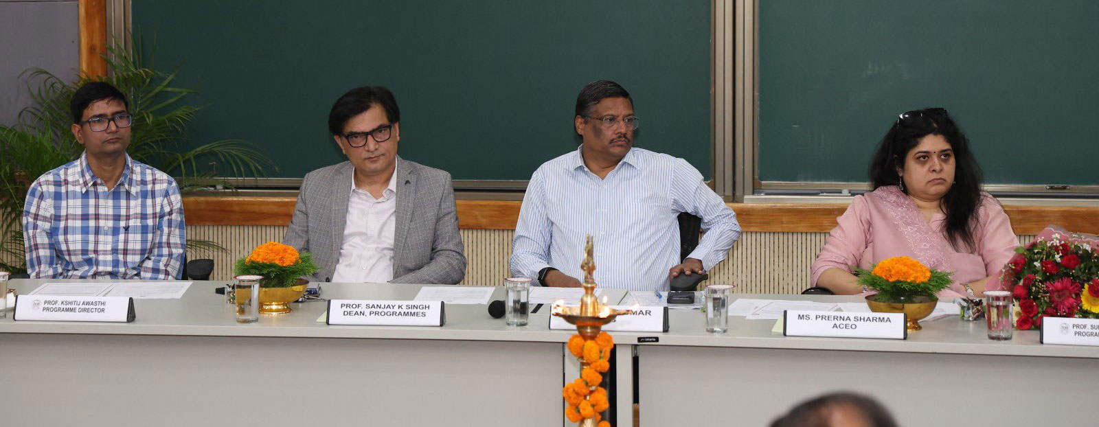 IIM Lucknow Empowers UPUP's Industrial Officers Through Invest UP Capacity-Building Initiative